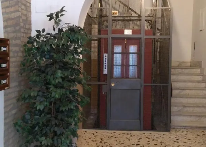 Vatican Comfort Suites Pensión