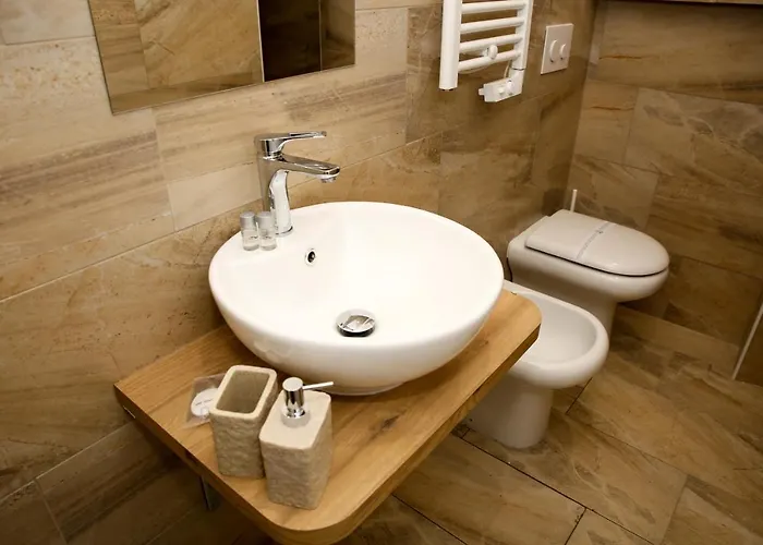 Vatican Comfort Suites