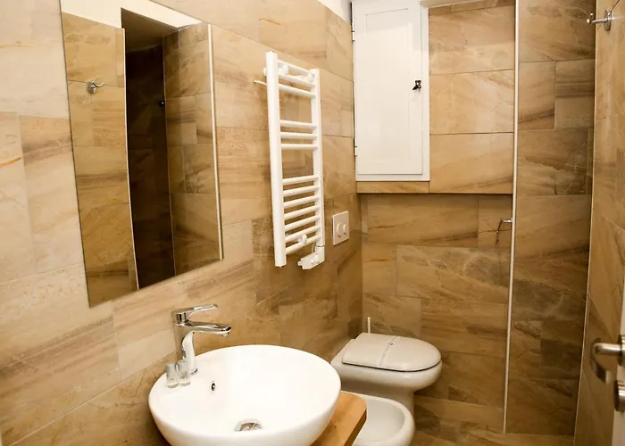 Vatican Comfort Suites Pensión